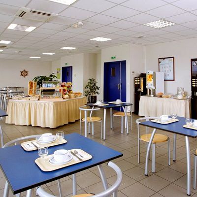 Appartement Zenitude Le Domaine De Lardenne *